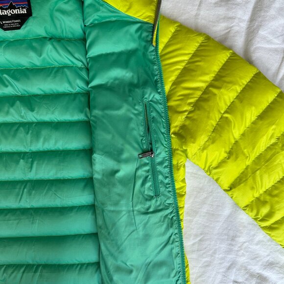 Patagonia Down Sweater Jacket/ Neon Green w Teal Lining / Women LG / LIKE NEW! - Picture 7 of 13